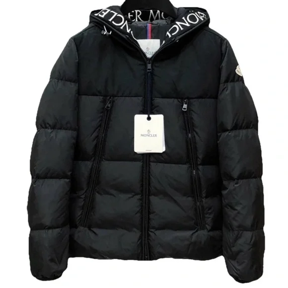 Moncler Montcla Black Puffer Jacket BRAND NEW WITH TAGS